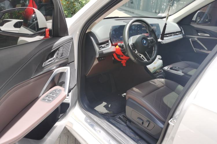 Used BMW iX1 2023 eDrive25L M Sport Package Driver Seat