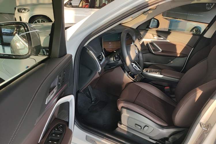 Used BMW iX1 2023 eDrive25L M Sport Package Driver Seat
