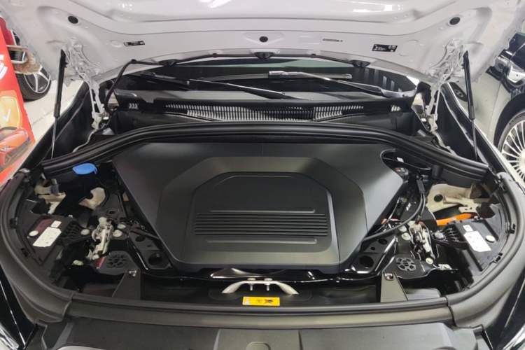 Used BMW iX1 2023 eDrive25L X Design Package Engine Bay