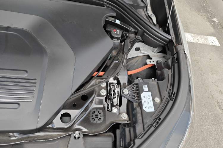 Used BMW iX1 2023 xDrive30L X Design Package Engine Bay Left