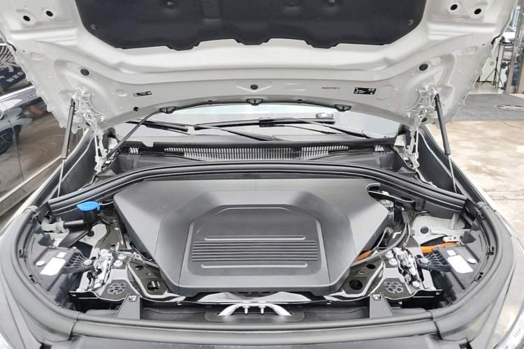 Used BMW iX1 2023 eDrive25L M Sport Package Engine Bay