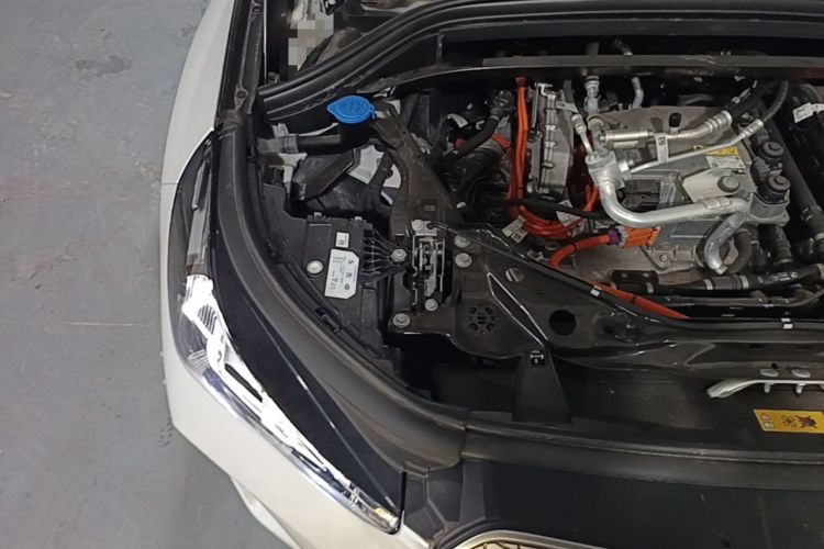 Used BMW iX1 2023 xDrive30L M Sport Package Engine Bay Right