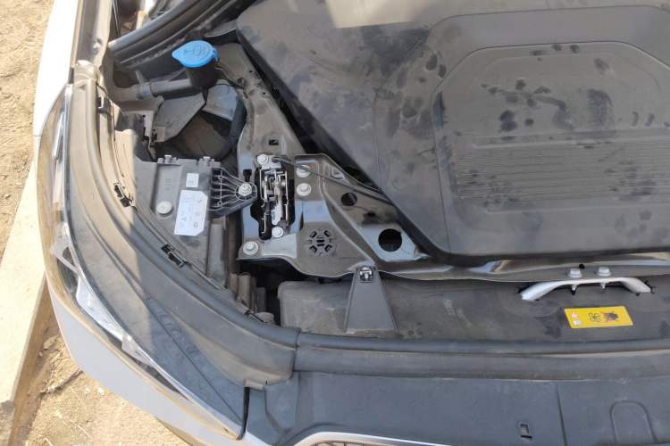 Used BMW iX1 2023 xDrive30L X Design Package Engine Bay Right