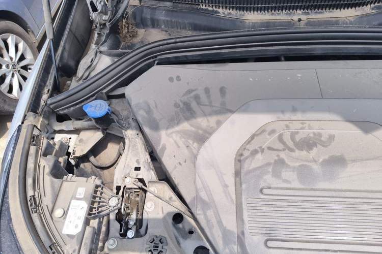 Used BMW iX1 2023 eDrive25L X Design Package Engine Bay Right