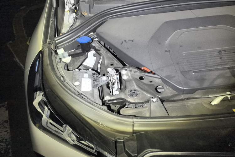 Used BMW iX1 2023 eDrive25L X Design Package Engine Bay Right