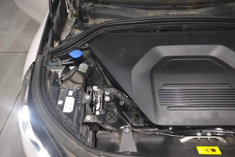 Used BMW iX1 2023 xDrive30L X Design Package Engine Bay Right