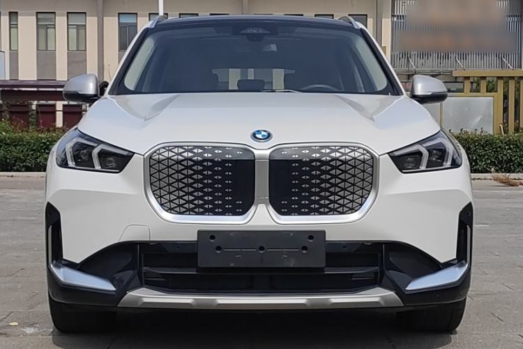 Used BMW iX1 2023 xDrive30L X Design Package Exterior 2