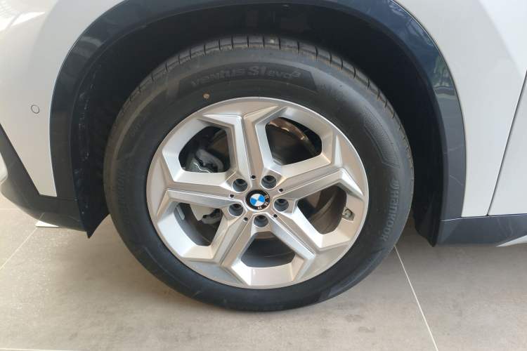 Used BMW iX1 2023 eDrive25L X Design Package Exterior 3