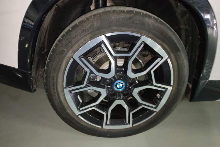 Used BMW iX1 2023 xDrive30L X Design Package Exterior 5