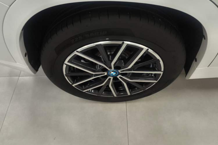 Used BMW iX1 2023 eDrive25L M Sport Package Exterior 5