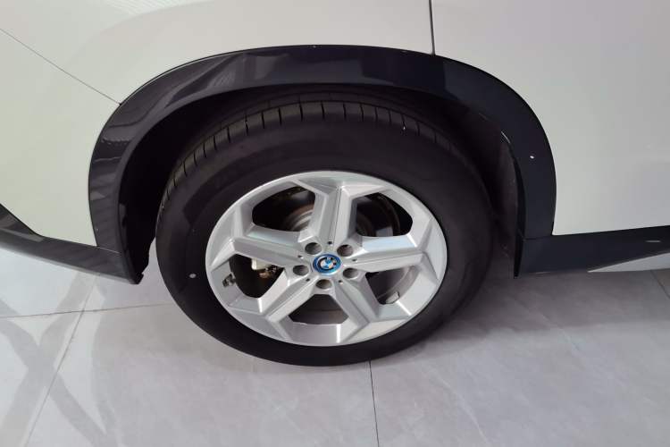 Used BMW iX1 2023 eDrive25L X Design Package Exterior 5