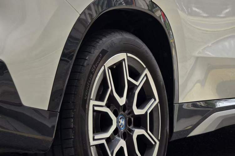 Used BMW iX1 2023 xDrive30L X Design Package Exterior 7