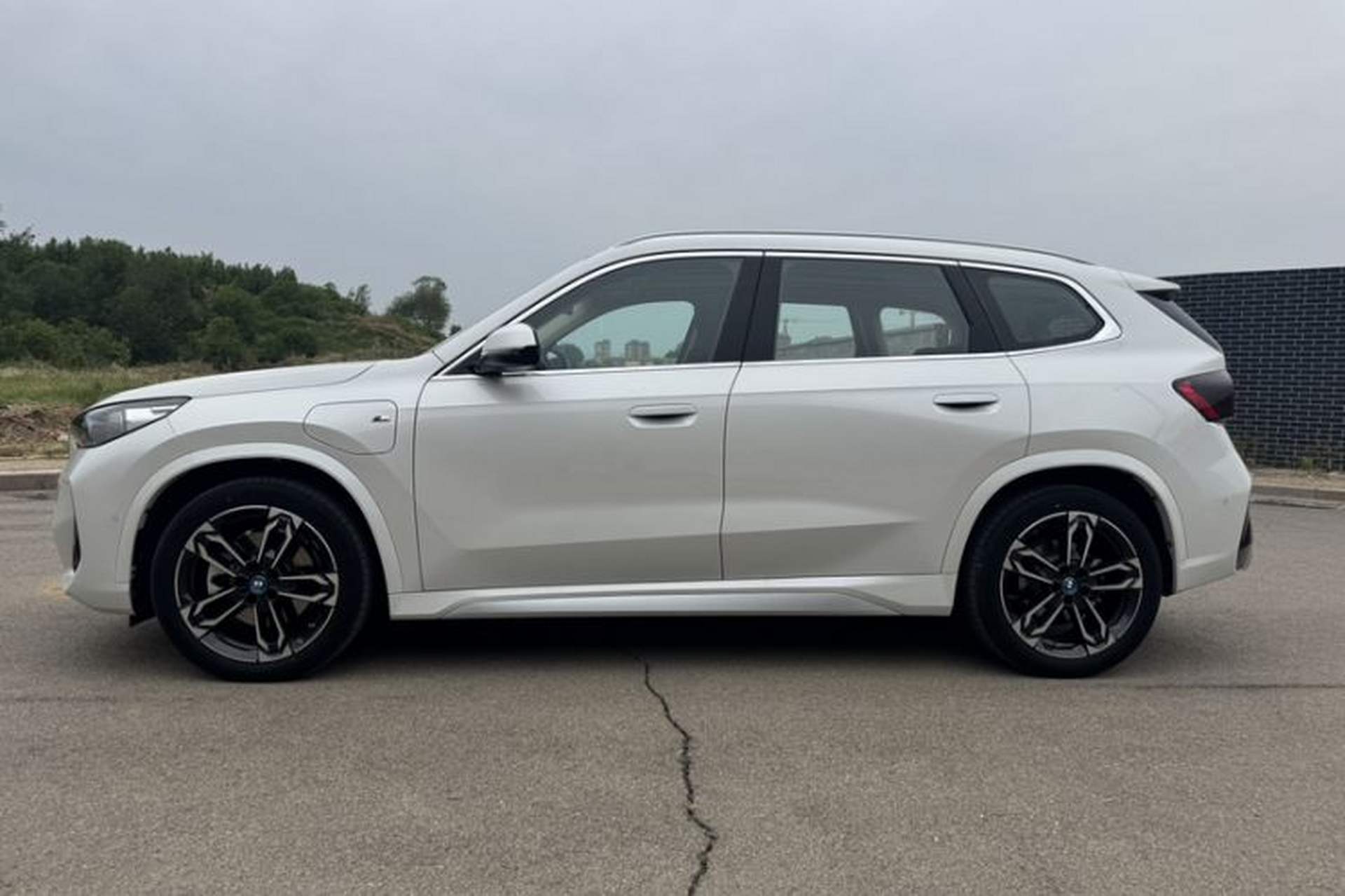 Used BMW iX1 2023 xDrive30L M Sport Package Exterior 7