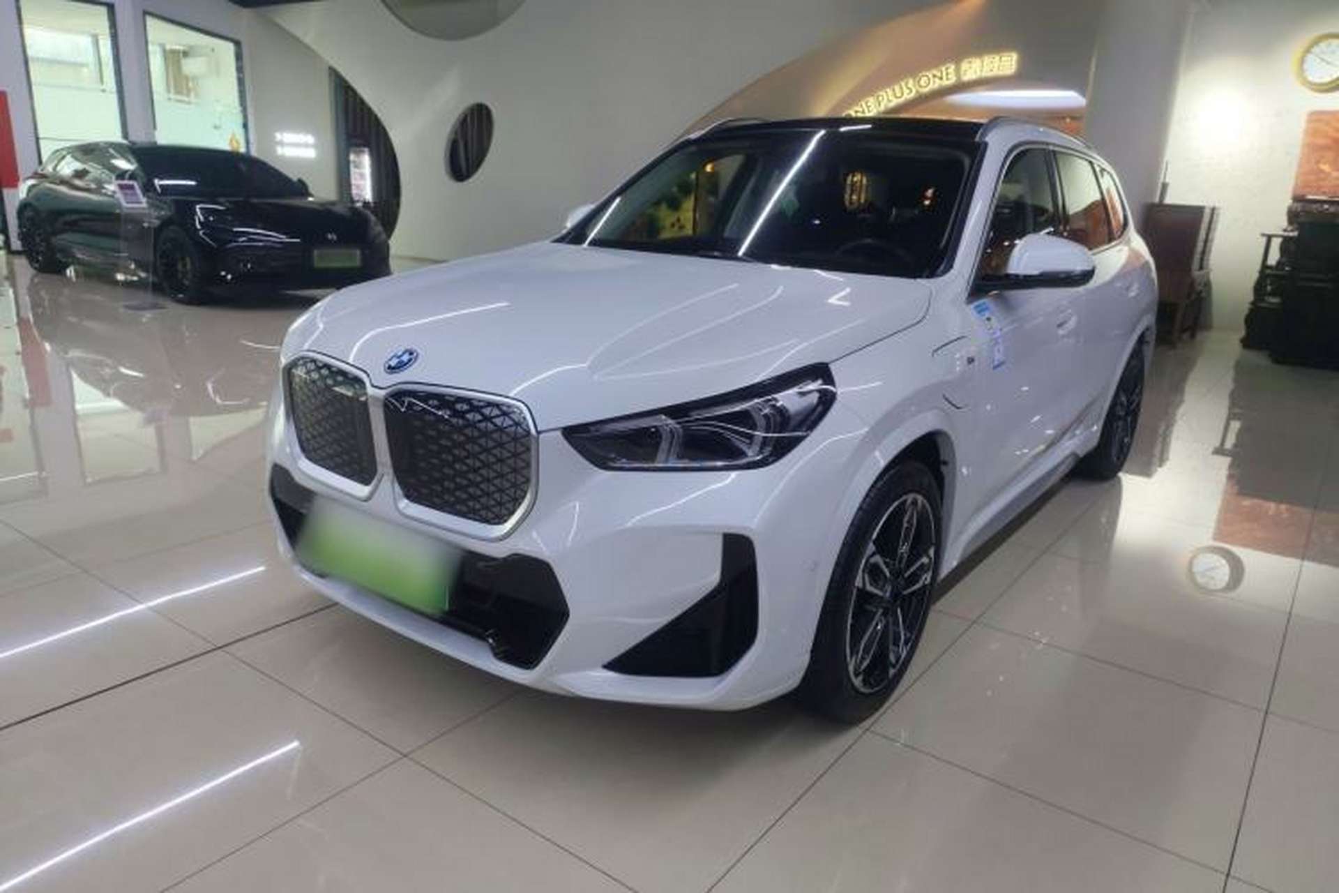 Used BMW iX1 2023 xDrive30L M Sport Package Front Left 45 Deg