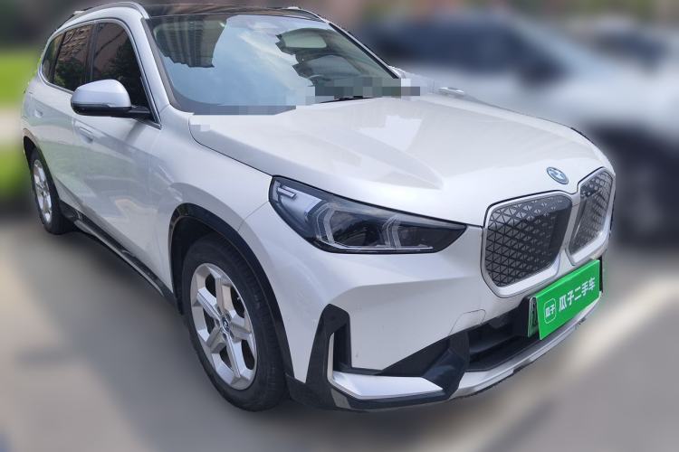 Used BMW iX1 2023 eDrive25L X Design Package Front Right 45 Deg