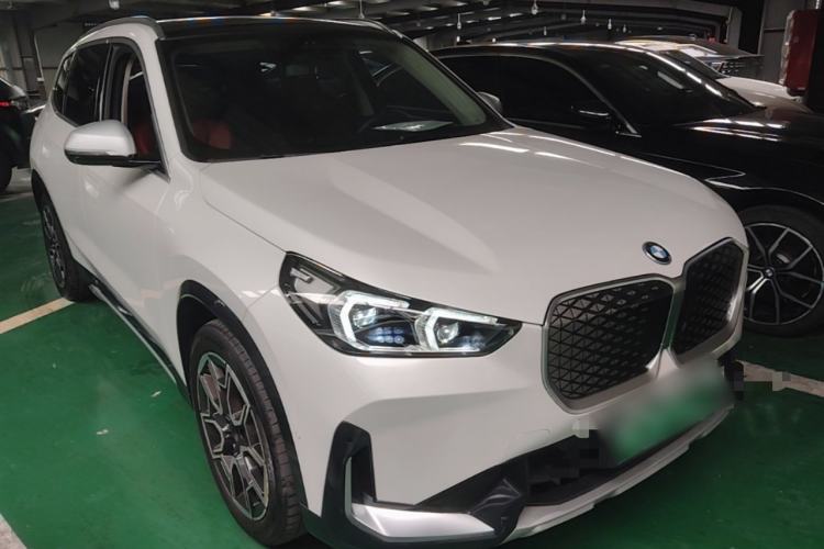 Used BMW iX1 2023 xDrive30L X Design Package Front Right 45 Deg