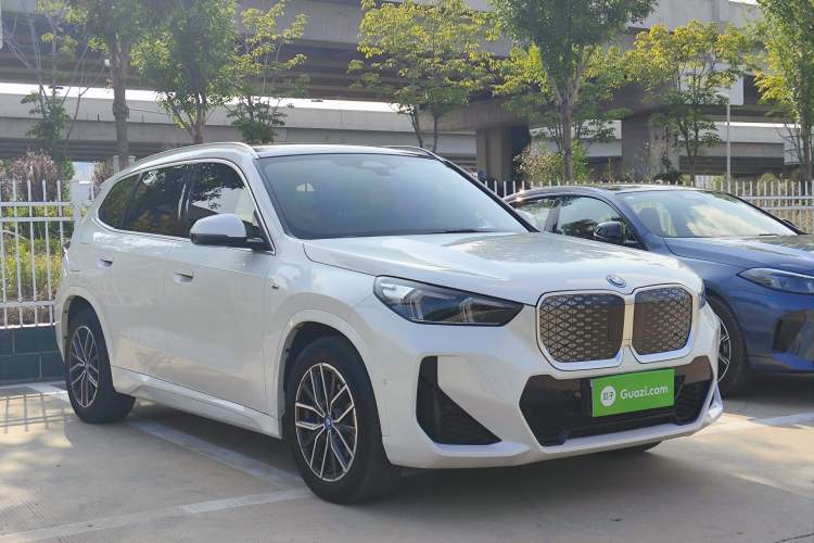 Used BMW iX1 2023 eDrive25L M Sport Package Front Right 45 Deg