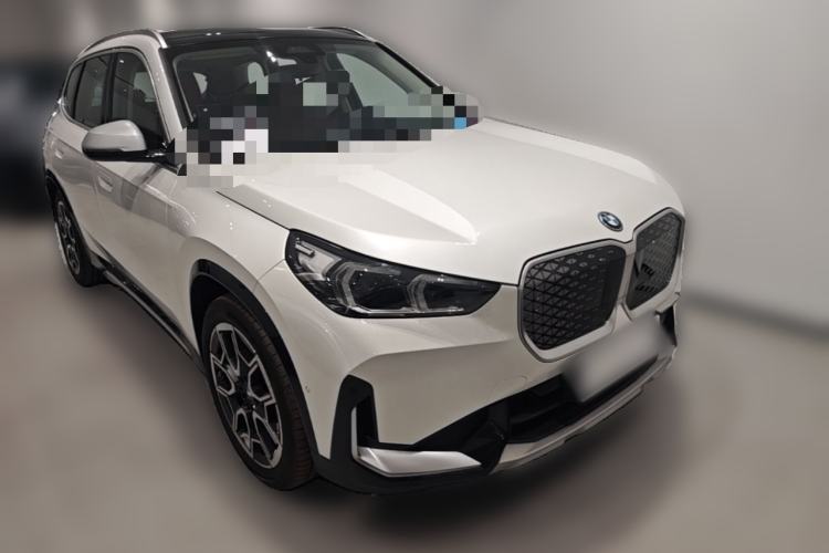 Used BMW iX1 2023 xDrive30L X Design Package Front Right 45 Deg