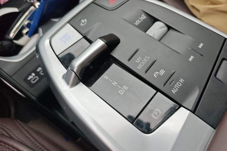 Used BMW iX1 2023 eDrive25L M Sport Package Gear Lever