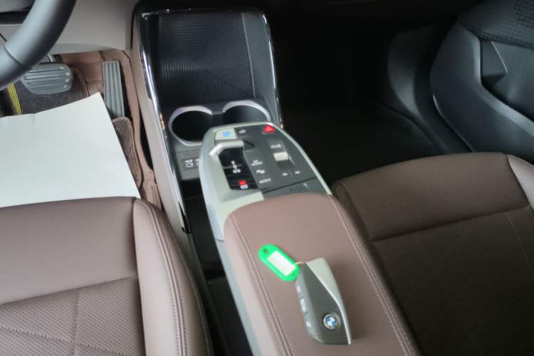 Used BMW iX1 2023 eDrive25L X Design Package Gear Lever