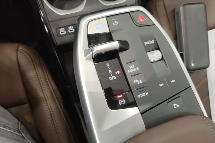 Used BMW iX1 2023 eDrive25L M Sport Package Gear Lever