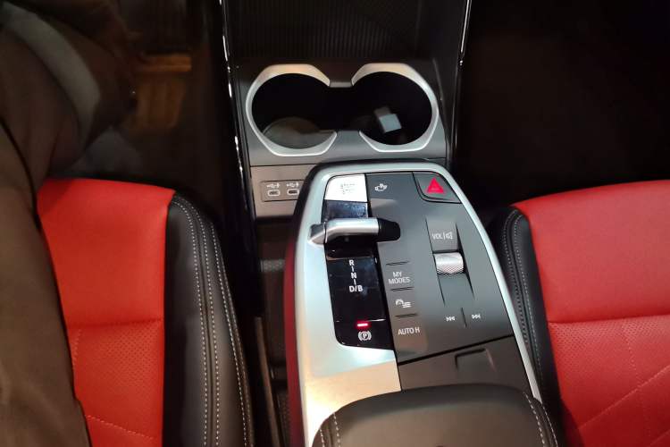 Used BMW iX1 2023 eDrive25L X Design Package Gear Lever