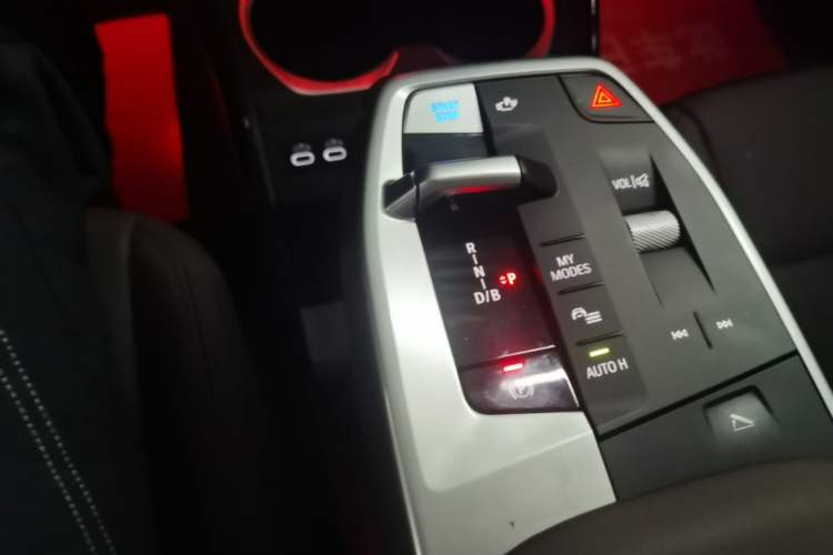 Used BMW iX1 2023 eDrive25L M Sport Package Gear Lever