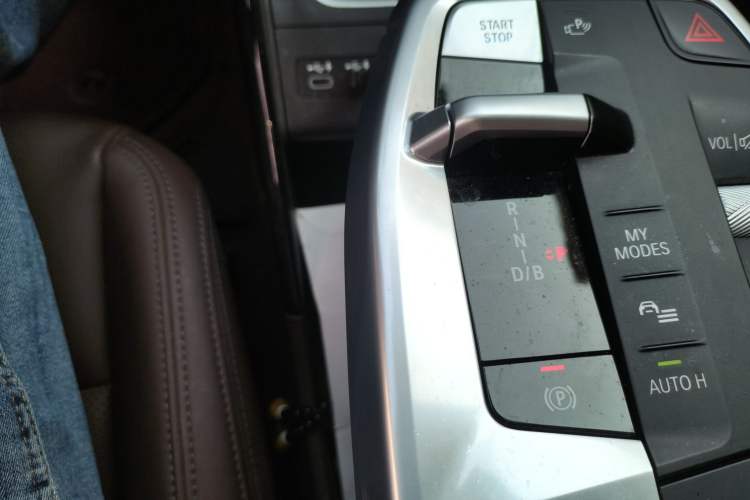 Used BMW iX1 2023 eDrive25L M Sport Package Gear Lever