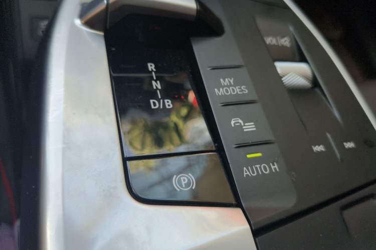 Used BMW iX1 2023 eDrive25L M Sport Package Gear Lever