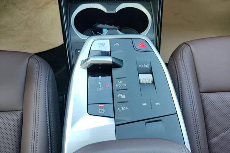 Used BMW iX1 2023 eDrive25L M Sport Package Gear Lever
