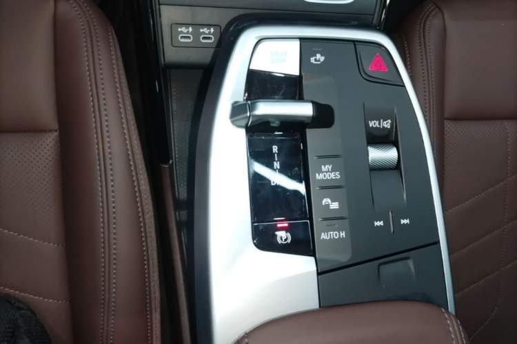 Used BMW iX1 2023 eDrive25L M Sport Package Gear Lever