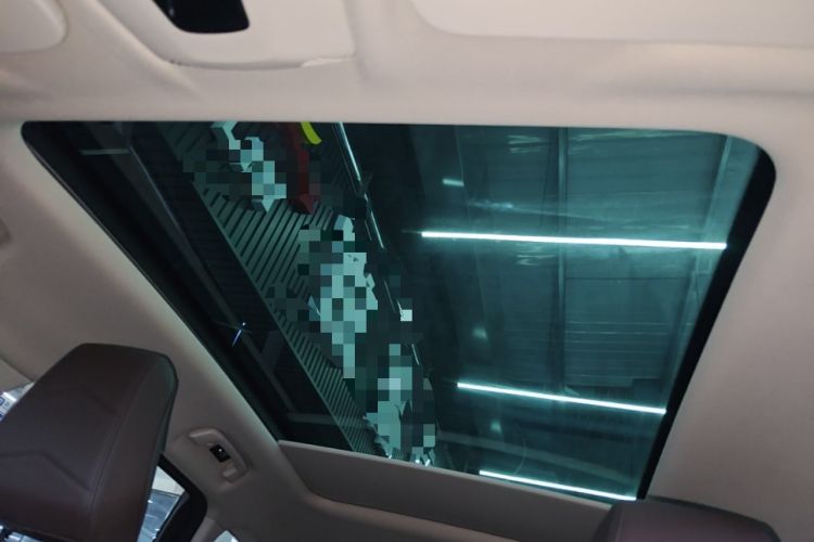 Used BMW iX1 2023 eDrive25L X Design Package Headliner