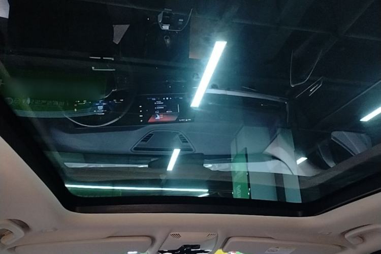 Used BMW iX1 2023 eDrive25L X Design Package Headliner