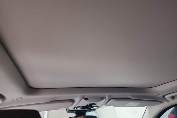 Used BMW iX1 2023 eDrive25L X Design Package Headliner