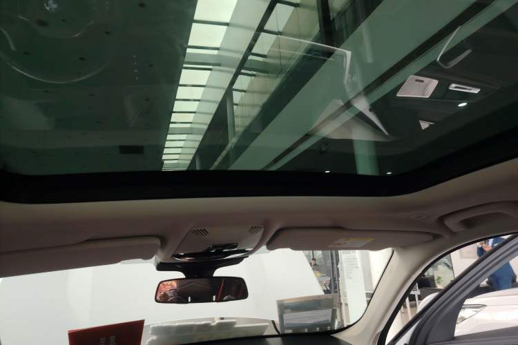 Used BMW iX1 2023 xDrive30L X Design Package Headliner
