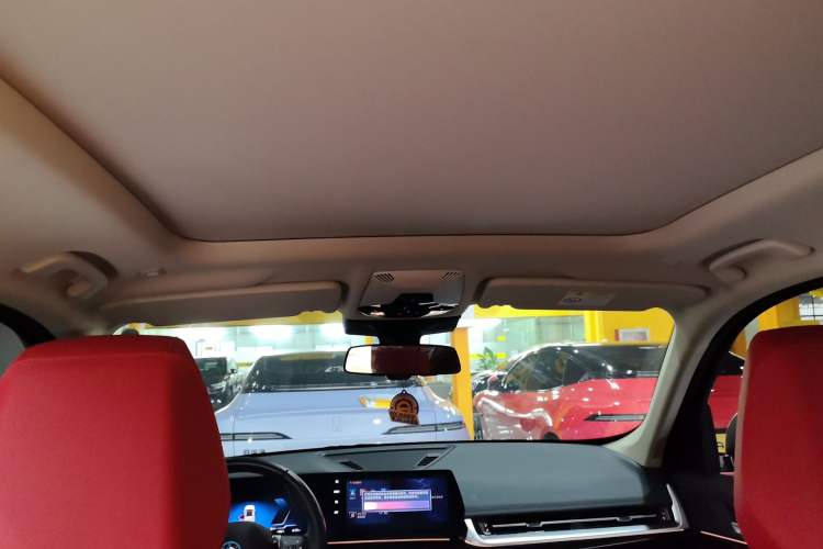 Used BMW iX1 2023 eDrive25L X Design Package Headliner