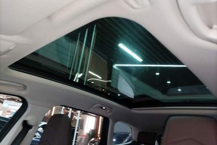 Used BMW iX1 2023 eDrive25L M Sport Package Headliner