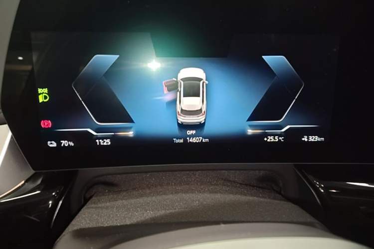 Used BMW iX1 2023 eDrive25L X Design Package Instrument Cluster