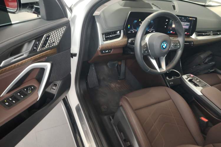 Used BMW iX1 2023 xDrive30L X Design Package Interior 3