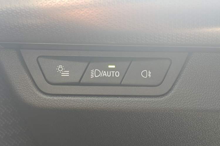 Used BMW iX1 2023 xDrive30L M Sport Package Interior 4