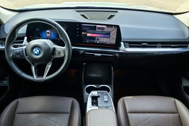 Used BMW iX1 2023 eDrive25L X Design Package Interior 4