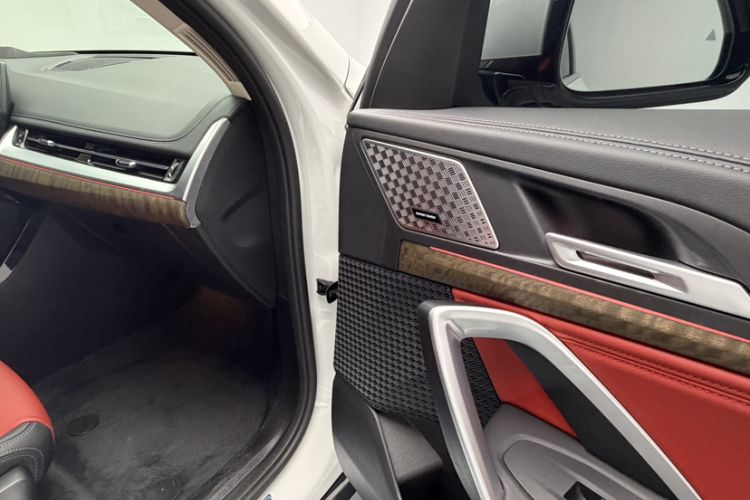 Used BMW iX1 2023 xDrive30L X Design Package Interior 4