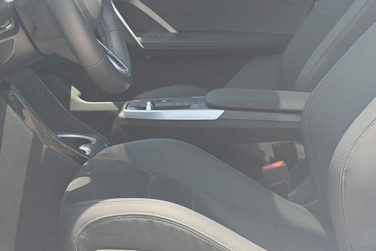 Used BMW iX1 2023 xDrive30L M Sport Package Interior 6