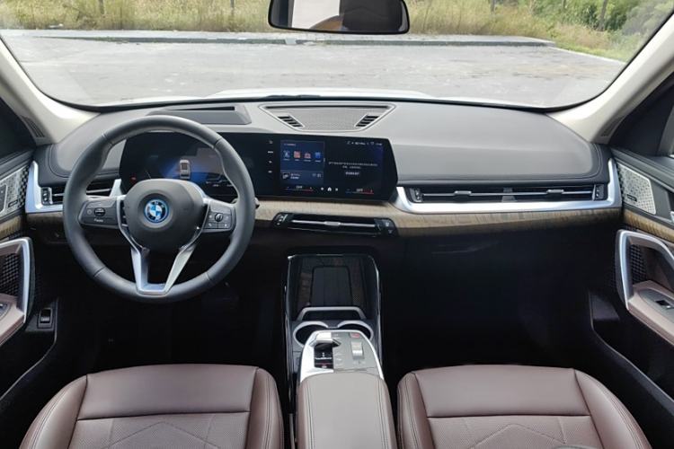 Used BMW iX1 2023 xDrive30L X Design Package Interior 6