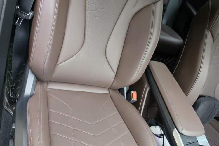 Used BMW iX1 2023 xDrive30L X Design Package Interior 8