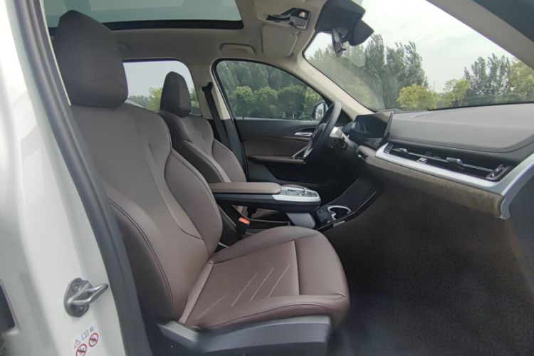 Used BMW iX1 2023 xDrive30L X Design Package Interior 9