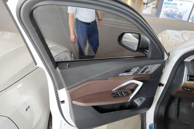 Used BMW iX1 2023 xDrive30L X Design Package Left Front Door Interior