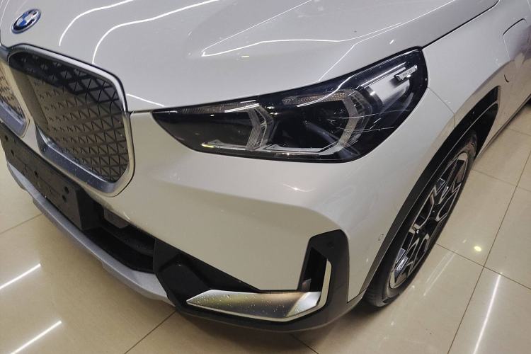Used BMW iX1 2023 xDrive30L X Design Package Left Front Headlight