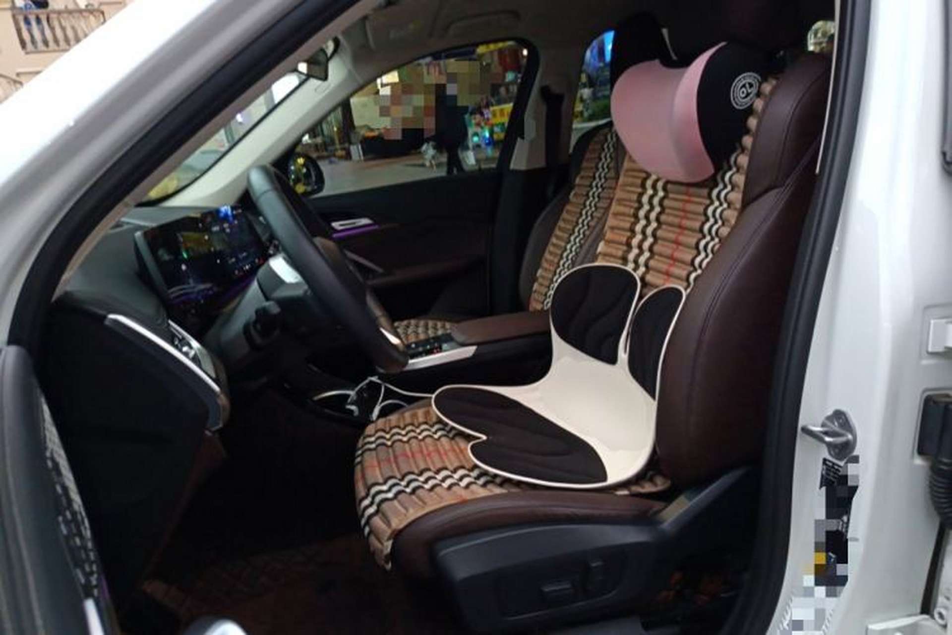 Used BMW iX1 2023 eDrive25L X Design Package Left Front Seat