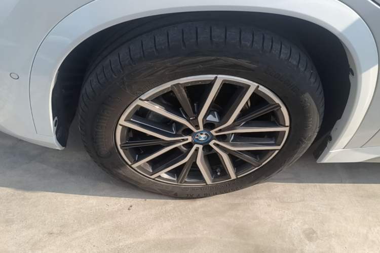 Used BMW iX1 2023 eDrive25L M Sport Package Left Front Wheel Hub